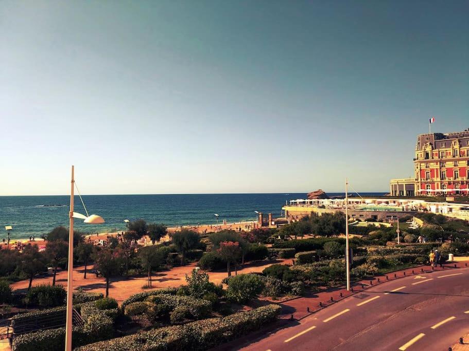 Appartement Le Sahel - Vue Imprenable Sur L'Ocean Биарриц Экстерьер фото